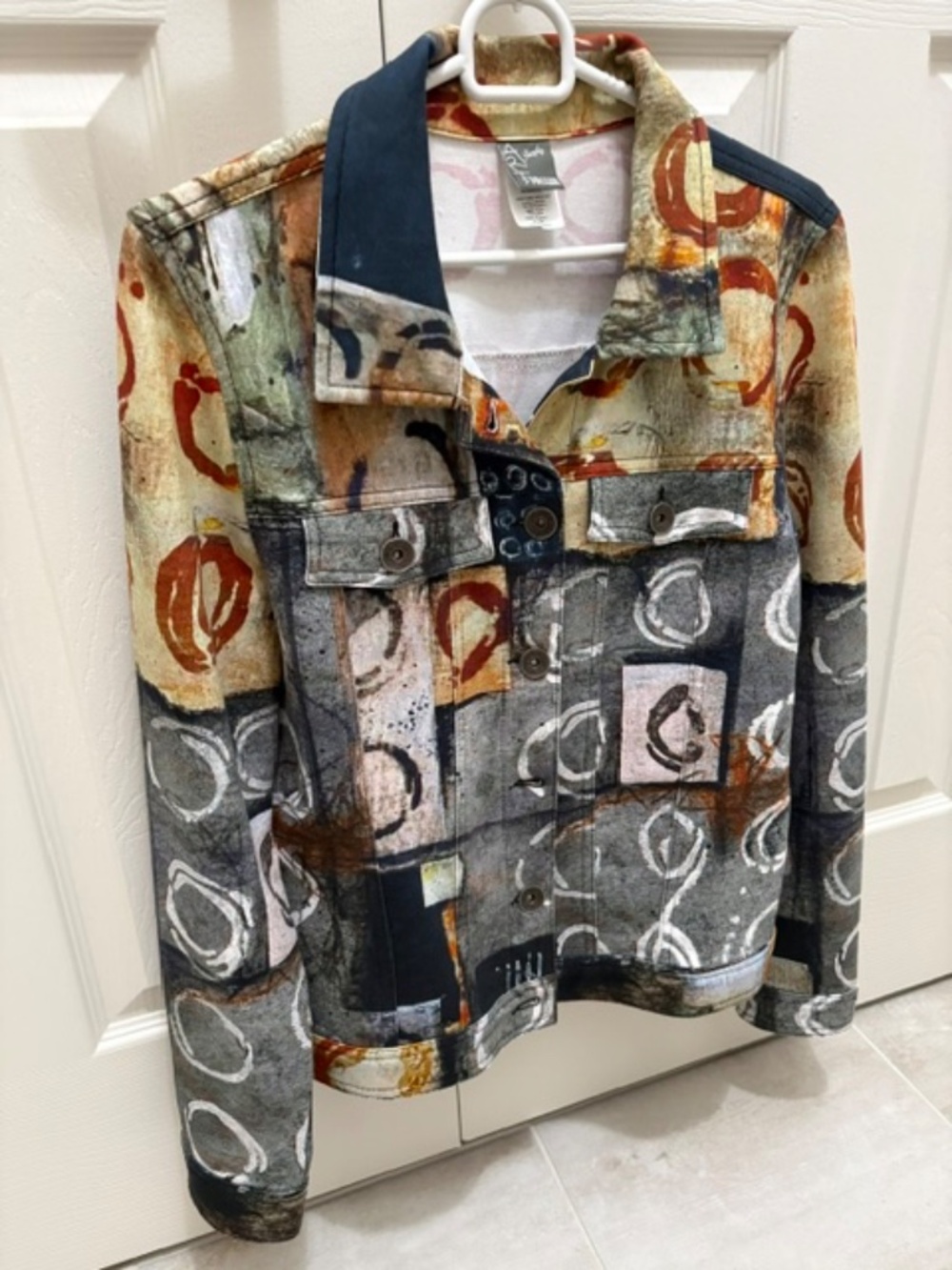 Simply Art by DOLCEZZA sz M jacket multicolour art themed with long sleeves